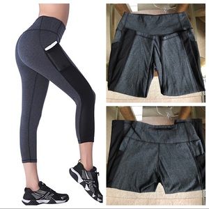 Mesh Capri Workout Yoga Pants! With phone holder!